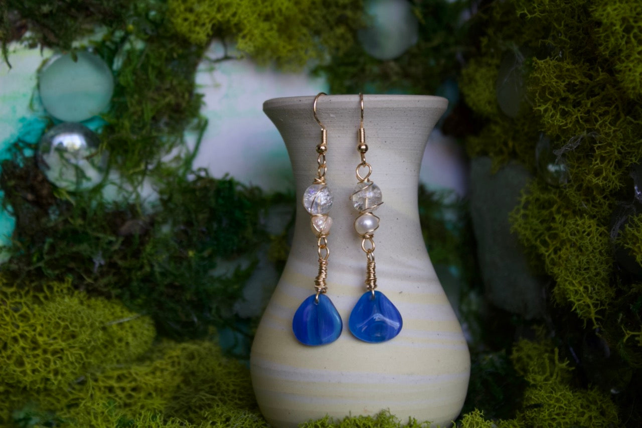 blue flipper dangles