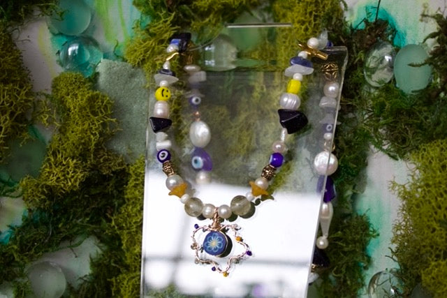 golden dayflower choker