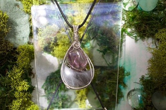third-eye pendant